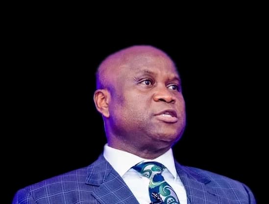 Pastor Segun Kingsley preaching